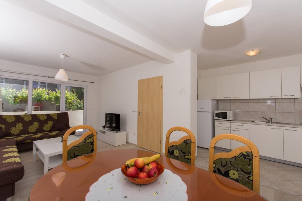 Apartman Misura Trogir Exterior foto